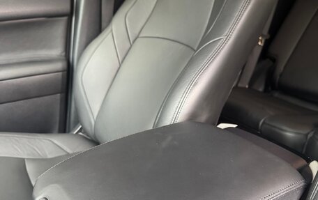 Toyota Land Cruiser Prado 150 рестайлинг 2, 2017 год, 5 100 000 рублей, 18 фотография