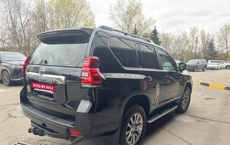 Toyota Land Cruiser Prado 150 рестайлинг 2, 2017 год, 5 100 000 рублей, 9 фотография