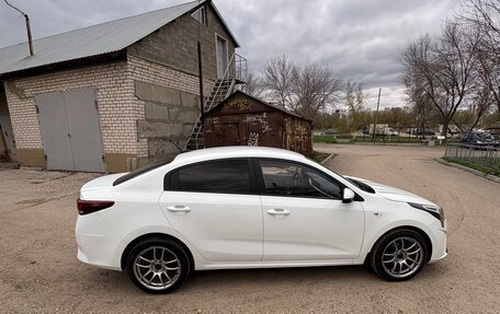 KIA Rio IV, 2020 год, 1 520 000 рублей, 10 фотография