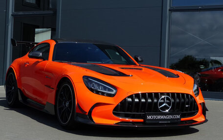 Mercedes-Benz AMG GT I рестайлинг, 2023 год, 42 000 000 рублей, 8 фотография