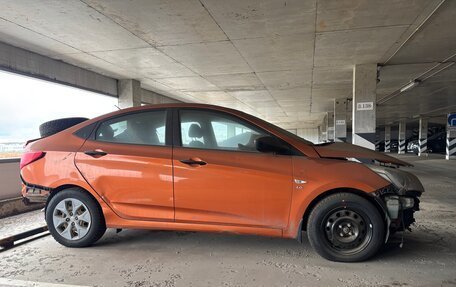 Hyundai Solaris II рестайлинг, 2015 год, 550 000 рублей, 8 фотография