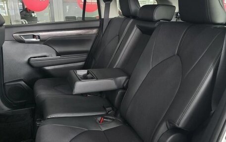 Toyota Highlander, 2026 год, 5 200 000 рублей, 22 фотография