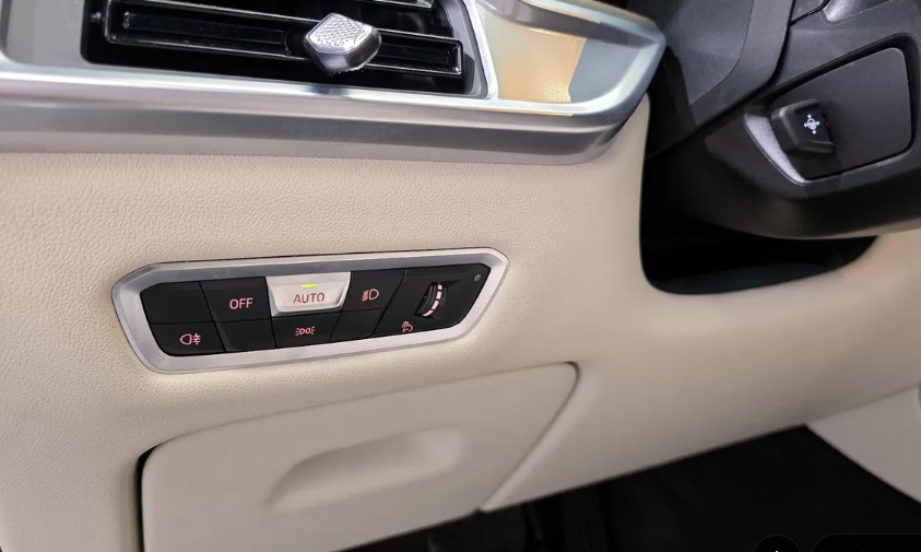 BMW X7 G07, 2022 год, 10 920 000 рублей, 12 фотография