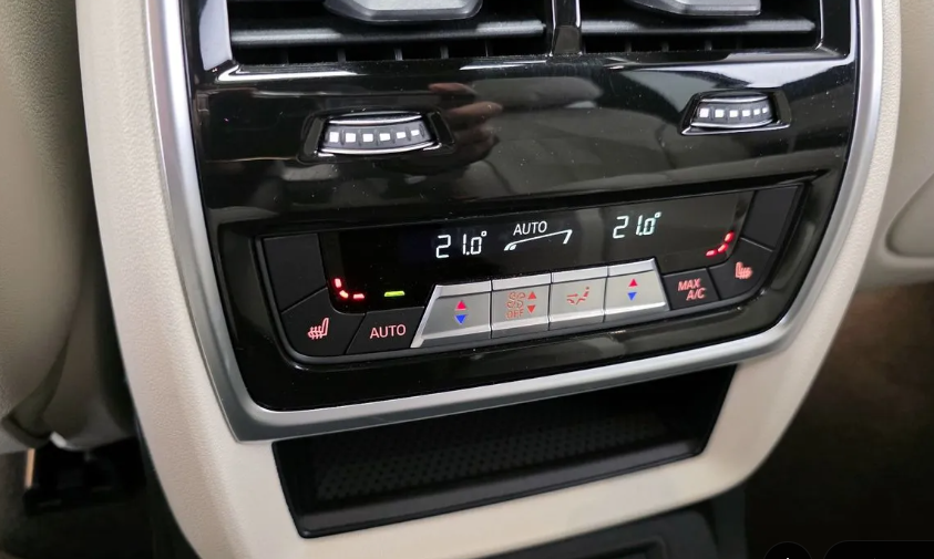 BMW X7 G07, 2022 год, 10 920 000 рублей, 15 фотография