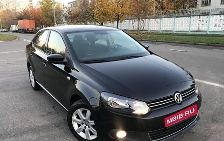 Volkswagen Polo VI (EU Market), 2015 год, 1 070 000 рублей, 1 фотография