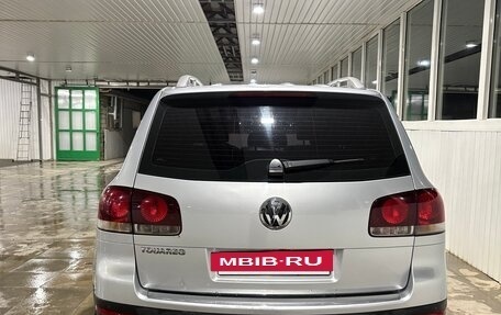 Volkswagen Touareg III, 2007 год, 1 000 000 рублей, 2 фотография