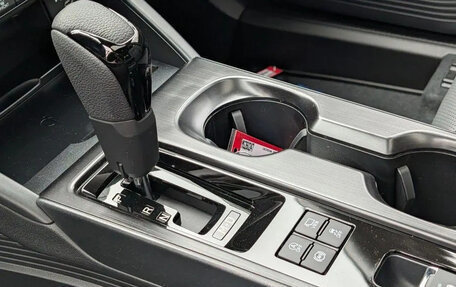 Subaru Outback, 2026 год, 8 200 000 рублей, 16 фотография