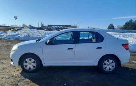 Renault Logan II, 2017 год, 780 000 рублей, 3 фотография