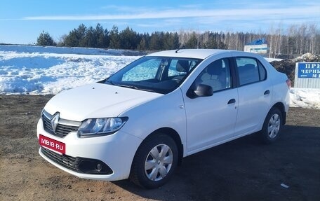 Renault Logan II, 2017 год, 780 000 рублей, 2 фотография