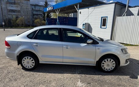 Volkswagen Polo VI (EU Market), 2013 год, 657 000 рублей, 3 фотография