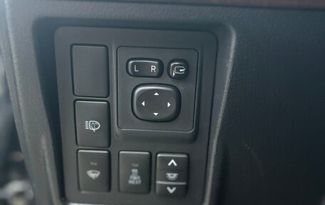 Toyota Land Cruiser Prado 150 рестайлинг 2, 2010 год, 2 850 000 рублей, 3 фотография