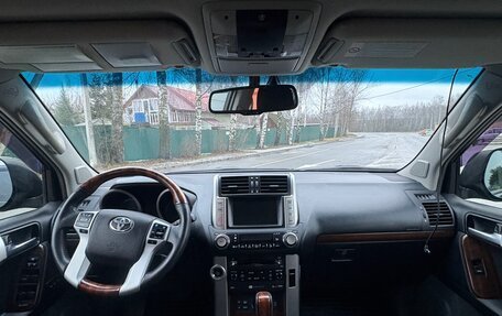 Toyota Land Cruiser Prado 150 рестайлинг 2, 2010 год, 2 850 000 рублей, 9 фотография