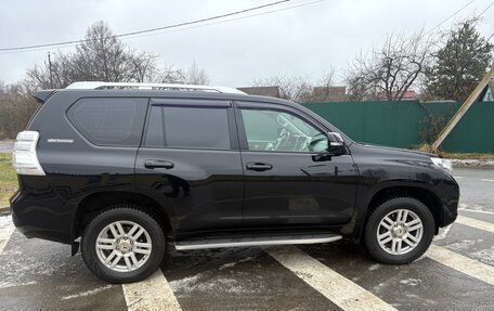 Toyota Land Cruiser Prado 150 рестайлинг 2, 2010 год, 2 850 000 рублей, 8 фотография