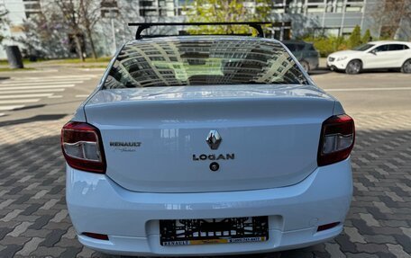 Renault Logan II, 2015 год, 745 000 рублей, 11 фотография