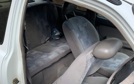 Nissan March II, 1999 год, 190 000 рублей, 5 фотография