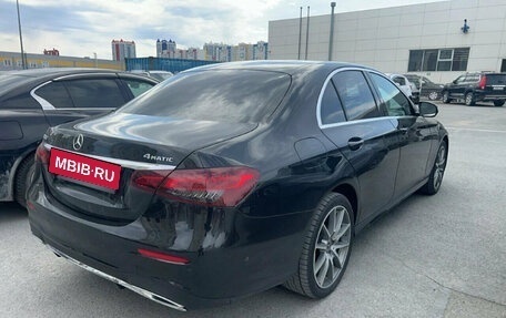 Mercedes-Benz E-Класс, 2022 год, 3 449 000 рублей, 2 фотография