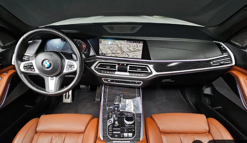 BMW X7 G07, 2022 год, 9 640 000 рублей, 5 фотография