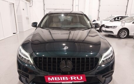 Mercedes-Benz C-Класс, 2019 год, 2 350 000 рублей, 5 фотография