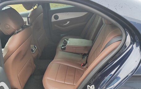 Mercedes-Benz E-Класс, 2021 год, 4 000 000 рублей, 9 фотография
