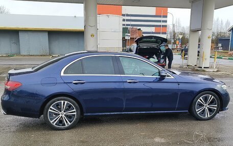 Mercedes-Benz E-Класс, 2021 год, 4 000 000 рублей, 14 фотография