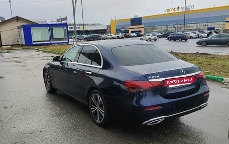 Mercedes-Benz E-Класс, 2021 год, 4 000 000 рублей, 17 фотография
