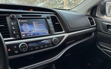 Toyota Highlander III, 2019 год, 4 195 000 рублей, 7 фотография