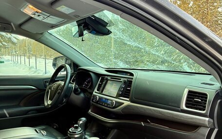 Toyota Highlander III, 2019 год, 4 195 000 рублей, 8 фотография