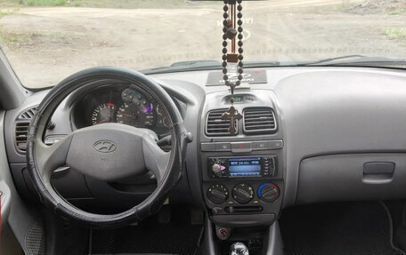 Hyundai Accent II, 2003 год, 260 000 рублей, 11 фотография