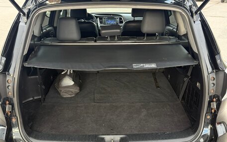 Toyota Highlander III, 2014 год, 1 790 000 рублей, 6 фотография