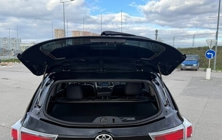 Toyota Highlander III, 2014 год, 1 790 000 рублей, 5 фотография