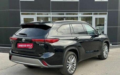 Toyota Highlander, 2026 год, 6 100 000 рублей, 5 фотография