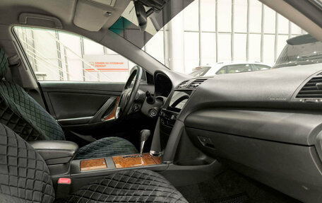 Toyota Camry, 2010 год, 1 299 000 рублей, 13 фотография