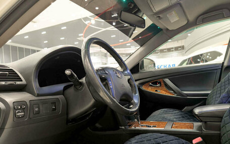 Toyota Camry, 2010 год, 1 299 000 рублей, 20 фотография