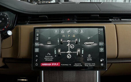 Land Rover Range Rover IV рестайлинг, 2026 год, 27 500 000 рублей, 21 фотография