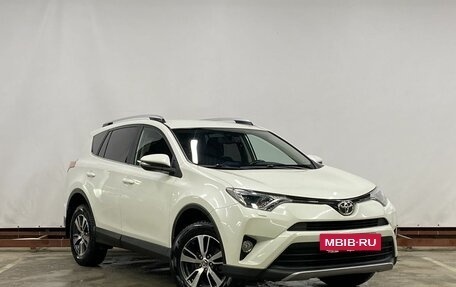 Toyota RAV4, 2017 год, 2 549 000 рублей, 3 фотография