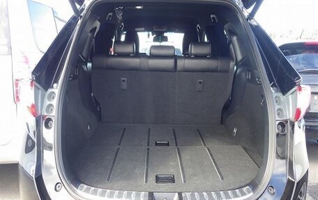Toyota Harrier, 2019 год, 2 950 000 рублей, 10 фотография