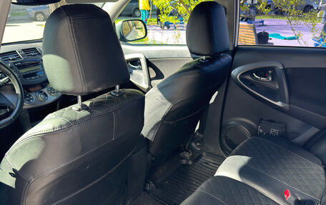 Toyota RAV4, 2011 год, 1 100 000 рублей, 17 фотография