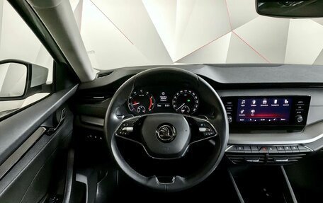 Skoda Octavia IV, 2021 год, 2 520 000 рублей, 20 фотография