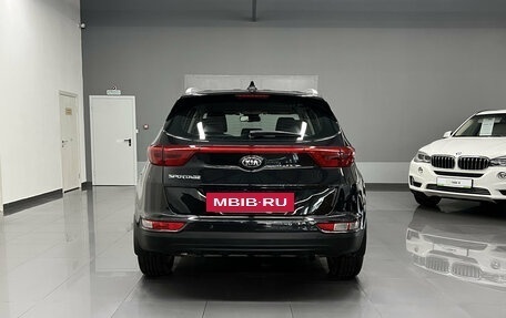 KIA Sportage IV рестайлинг, 2018 год, 2 045 000 рублей, 4 фотография