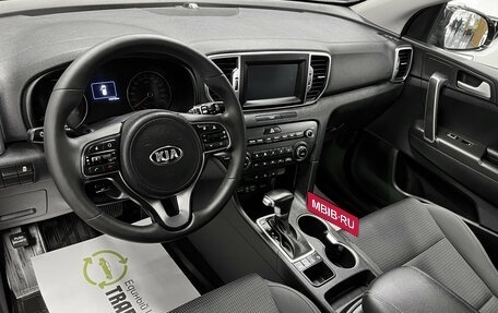 KIA Sportage IV рестайлинг, 2018 год, 2 045 000 рублей, 8 фотография