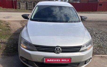 Volkswagen Jetta VI, 2013 год, 1 200 000 рублей, 1 фотография