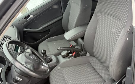 Volkswagen Jetta VI, 2014 год, 1 060 000 рублей, 24 фотография