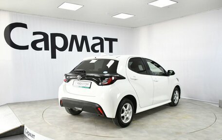 Toyota Yaris, 2020 год, 1 170 000 рублей, 5 фотография