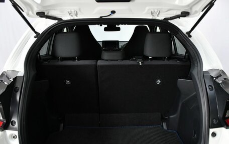 Toyota Yaris, 2020 год, 1 170 000 рублей, 9 фотография