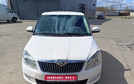 Skoda Fabia II, 2013 год, 690 000 рублей, 2 фотография