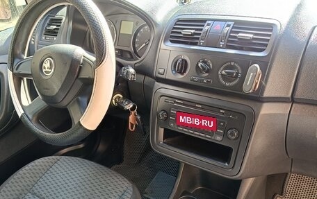 Skoda Fabia II, 2013 год, 690 000 рублей, 13 фотография