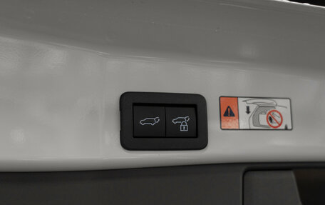 Toyota RAV4, 2025 год, 4 135 000 рублей, 25 фотография