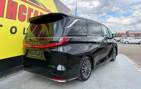 Lexus LM, 2025 год, 21 000 000 рублей, 6 фотография