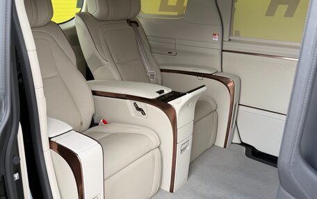 Lexus LM, 2025 год, 21 000 000 рублей, 17 фотография