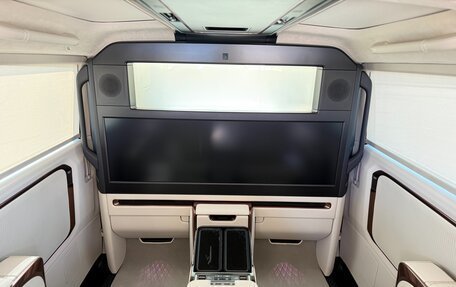 Lexus LM, 2025 год, 21 000 000 рублей, 9 фотография